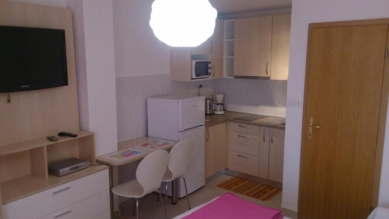 Villa Clara Apartments Kvarner Novi Vinodolski Zewnętrze zdjęcie